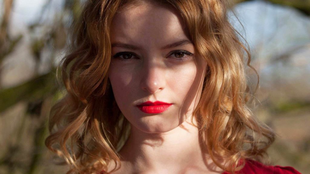 Dakota Blue Richards Plastic Surgery