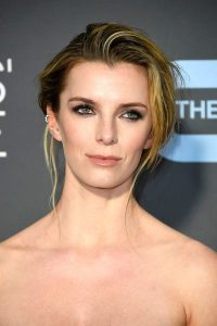 Did Betty Gilpin Have Plastic Surgery? Everything You Need To Know ...