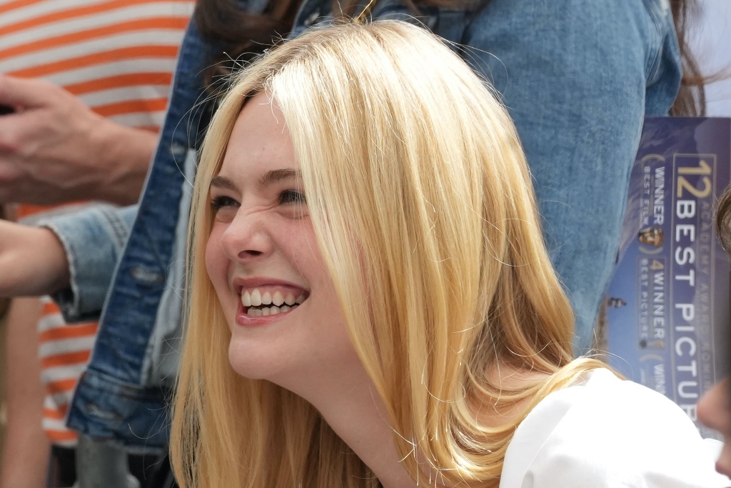 Elle Fanning Plastic Surgery