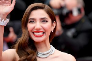 Mahira Khan Plastic Surgery Procedures