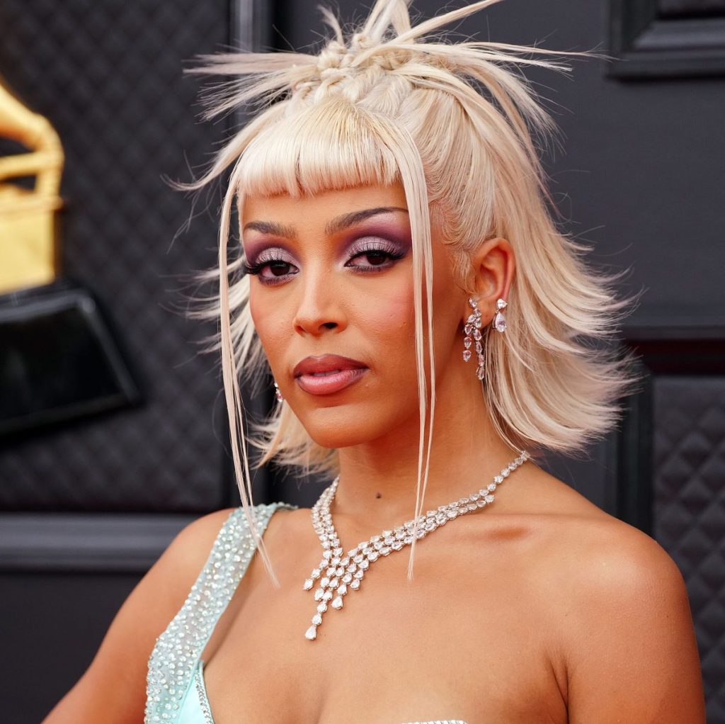 Did Doja Cat Get Plastic Surgery? - Plastic Surgery Feed