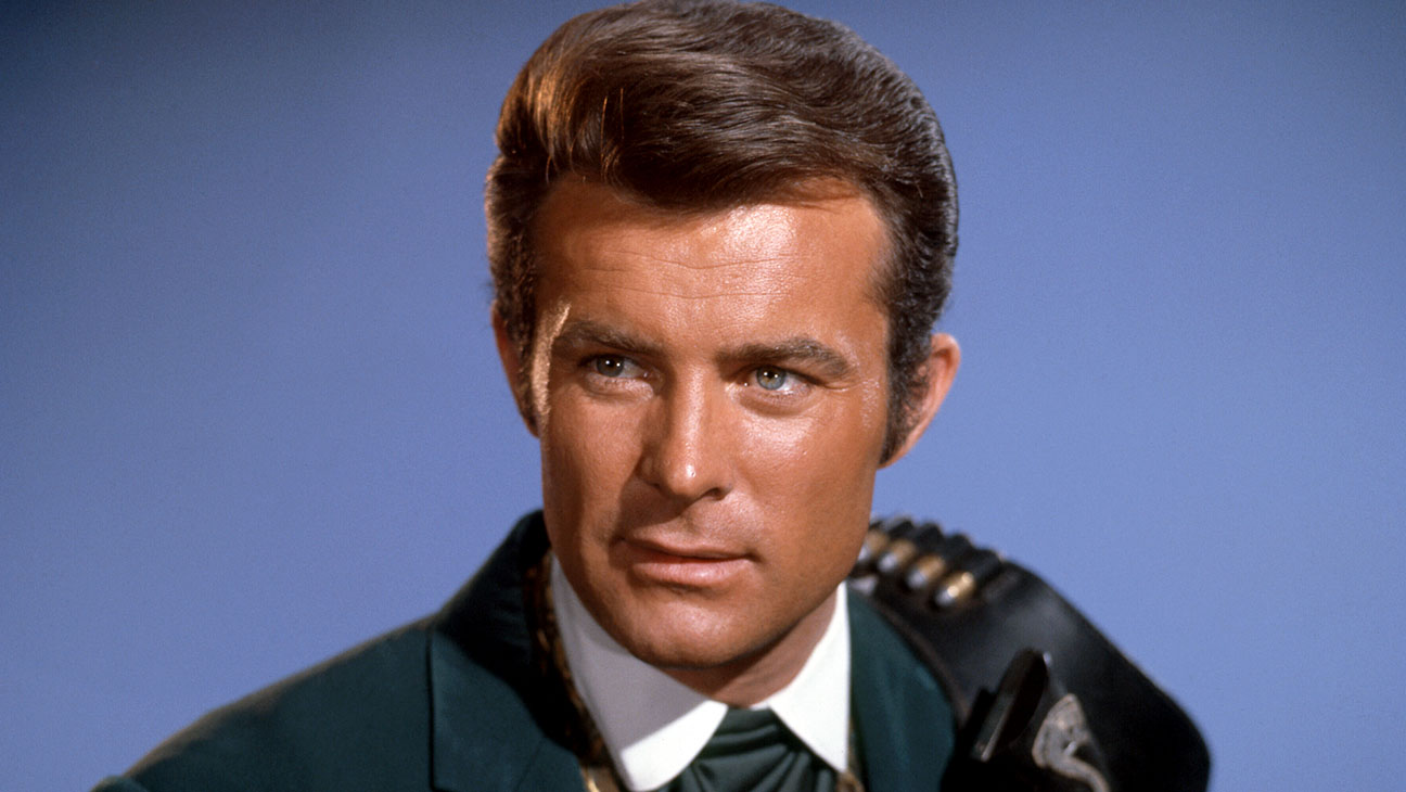 Did Robert Conrad Go Under the Knife? - Plastic Surgery Feed