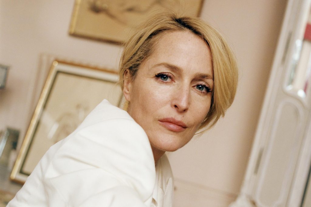 Gillian Anderson