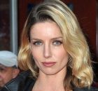 Annabelle Wallis