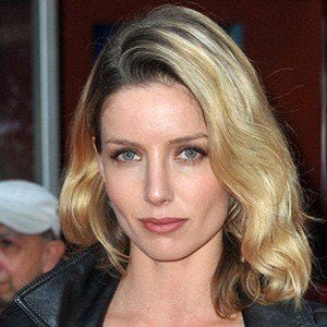 Annabelle Wallis